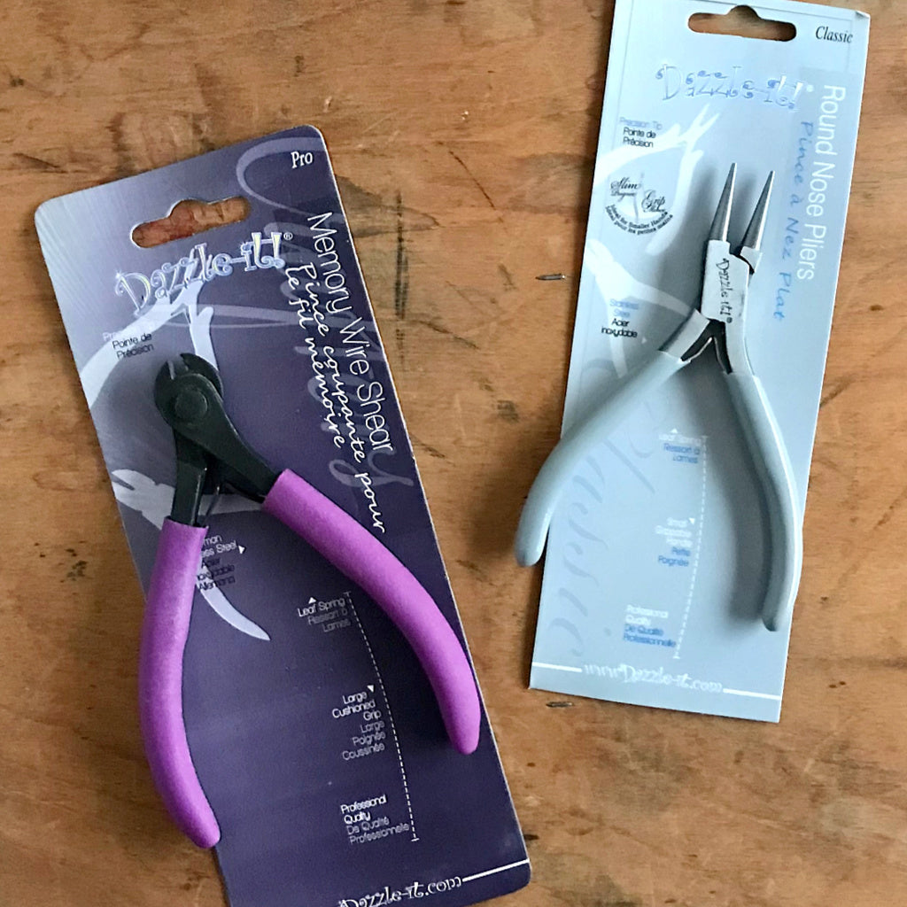 When it comes to making jewelry, if you want professional looking results, using Suzie Q Studio's jewelry-making tools is the way to go! Get our BEAD STEW Jewelry Making Tool Kit SPECIAL: Buy the "Memory Wire” Hard-Wire Cutter and get the Round Nose Pliers for FREE! 