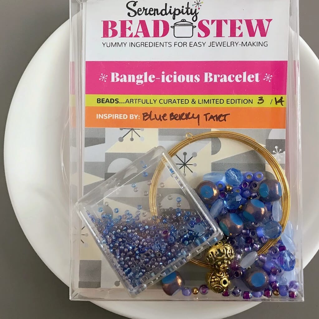 Karatasi DIY Bracelet Kit in Rainbow – Akola